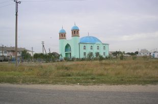 Yedi Quyu Cami